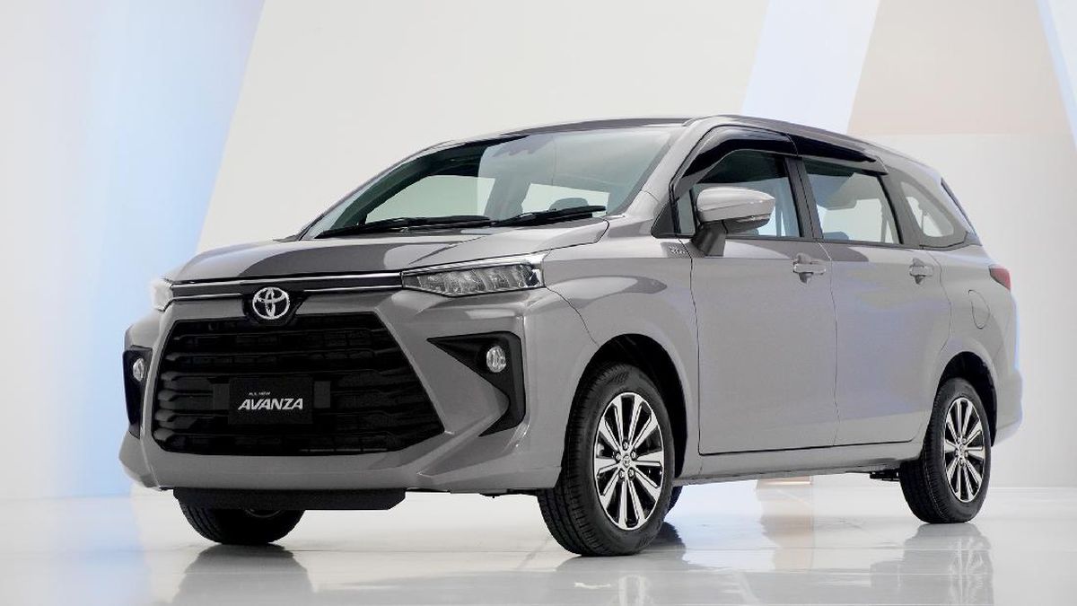 Keliling Padang Tanpa Capek Nyetir, Avanza dengan Sopir Solusinya