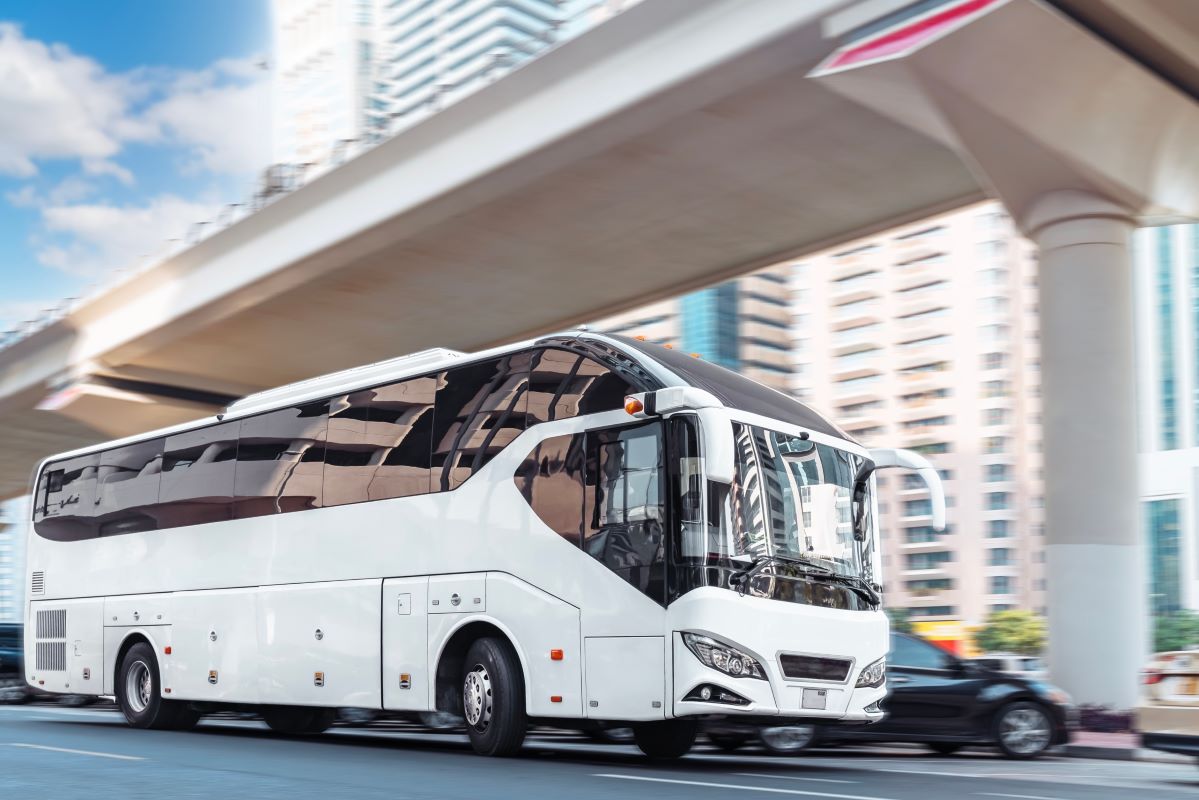 Sewa Bus Pariwisata Padang: Solusi Transportasi Ideal untuk Event Perusahaan yang Sukses dan Berkesan